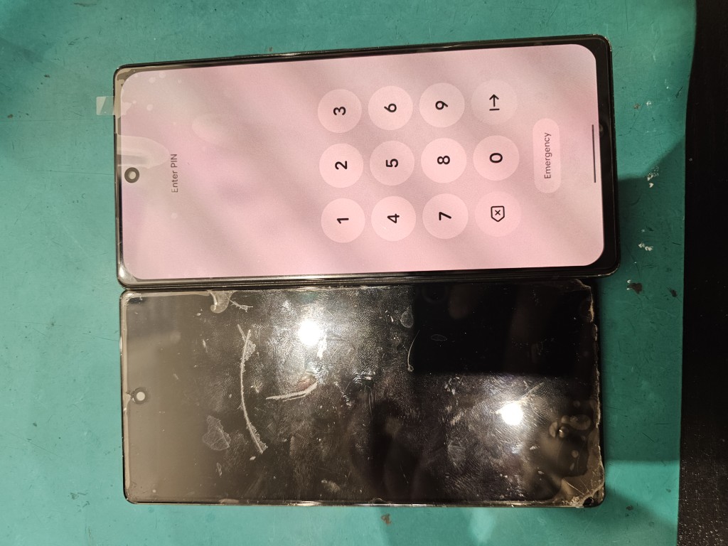 Pixelシリーズの画面、バッテリー交換は【スマホ修理工房北千住マルイ店】へ！！